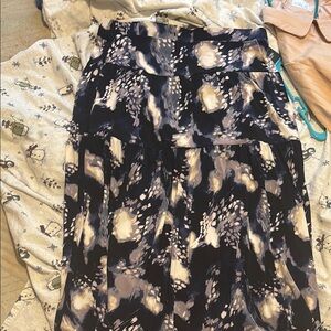 Simply Vera Vera Wang Black Midi A-Line Skirt